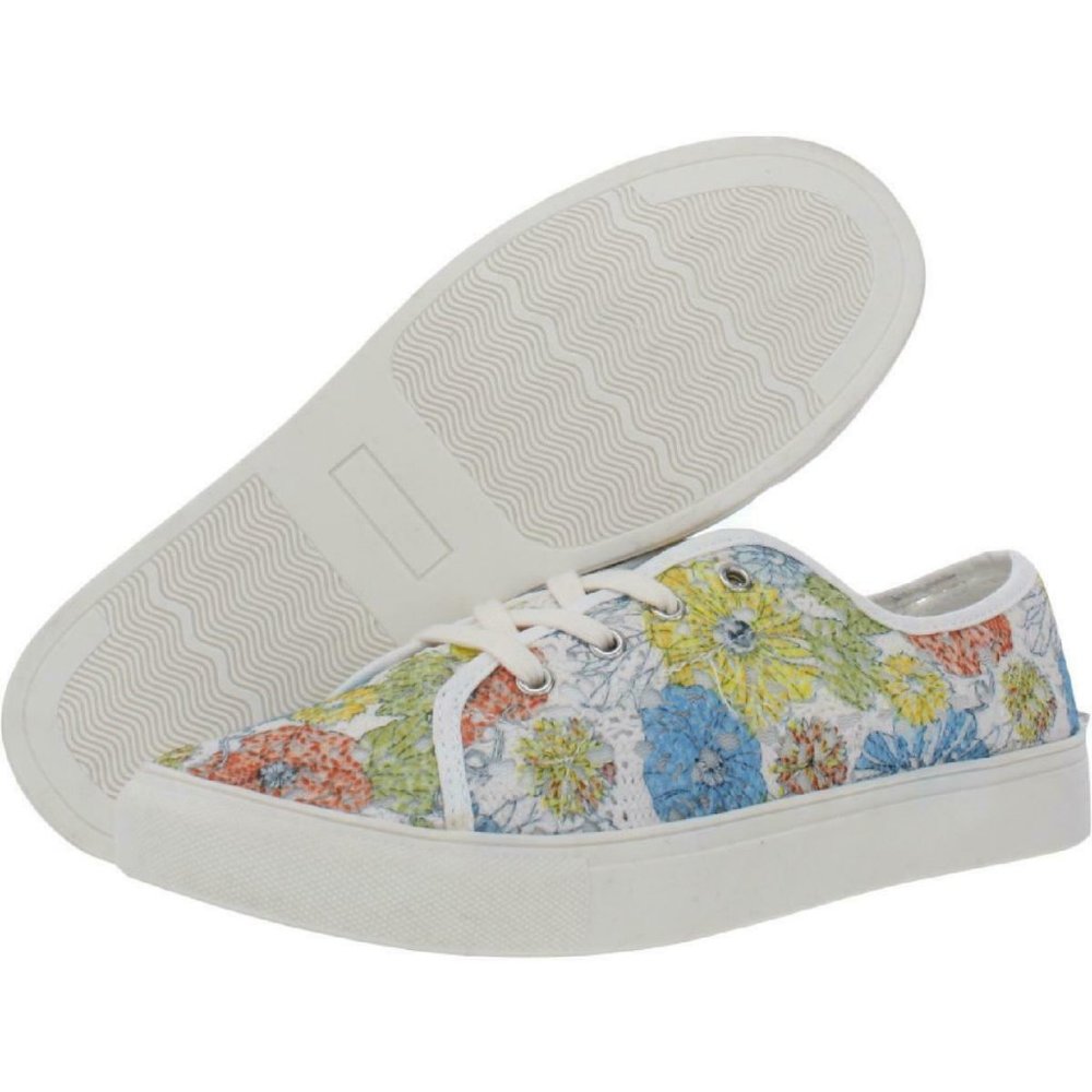 Very G Crochetta Women's Floral Crochet Casual Fashion Sneakers Size 8